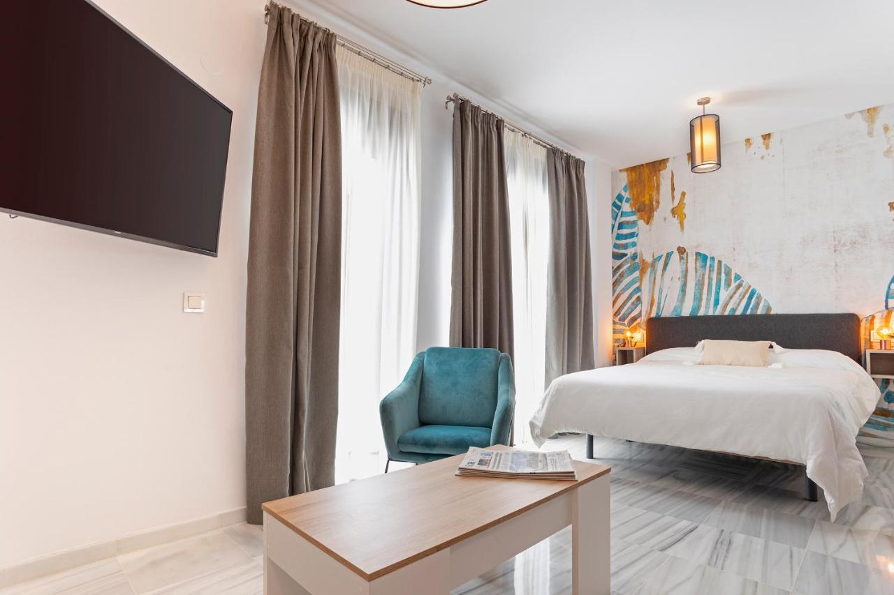 Malaga Rivas 34 Suites Homes Экстерьер фото