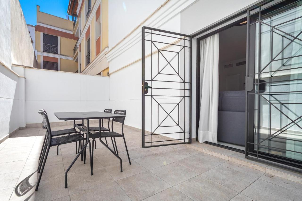 Malaga Rivas 34 Suites Homes Экстерьер фото