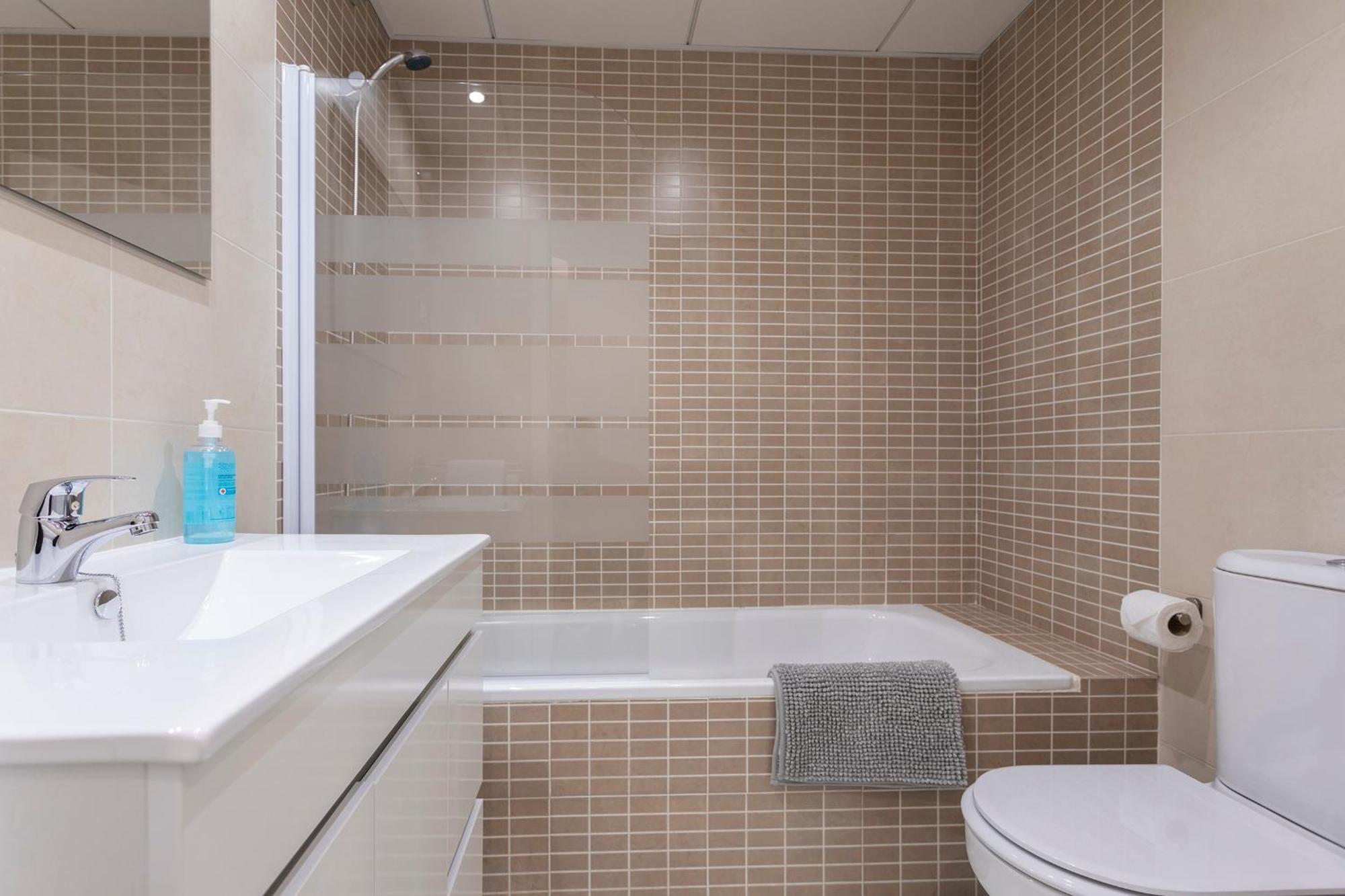 Malaga Rivas 34 Suites Homes Экстерьер фото